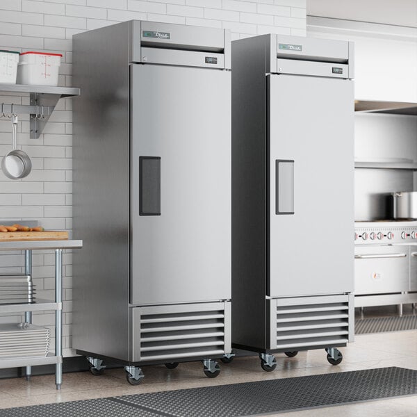 True TS-23-HC 1 Door Commercial Refrigerator