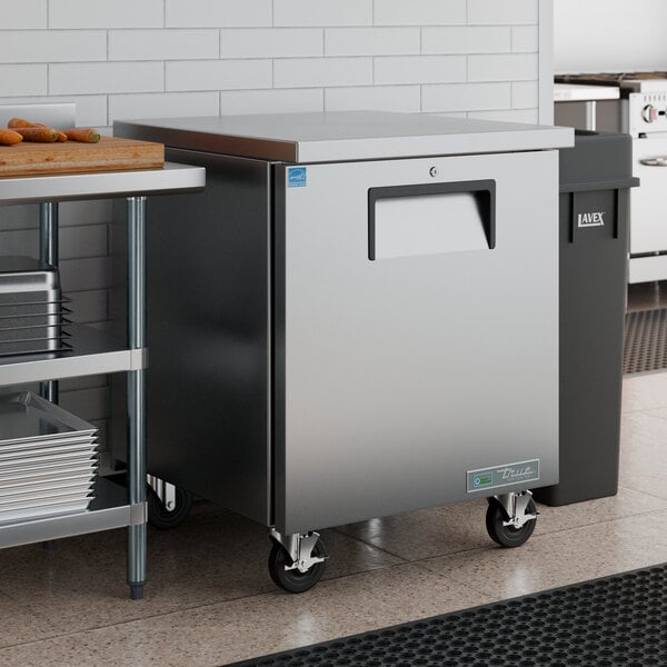 True TUC-27-HC 27 5/8" Undercounter Refrigerator