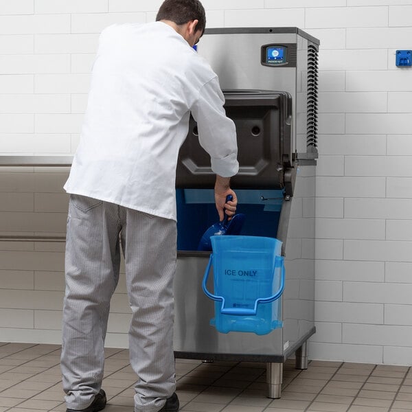 Manitowoc Ice IDP0420A-161 463 lb Air Cooled Full Cube Ice Machine