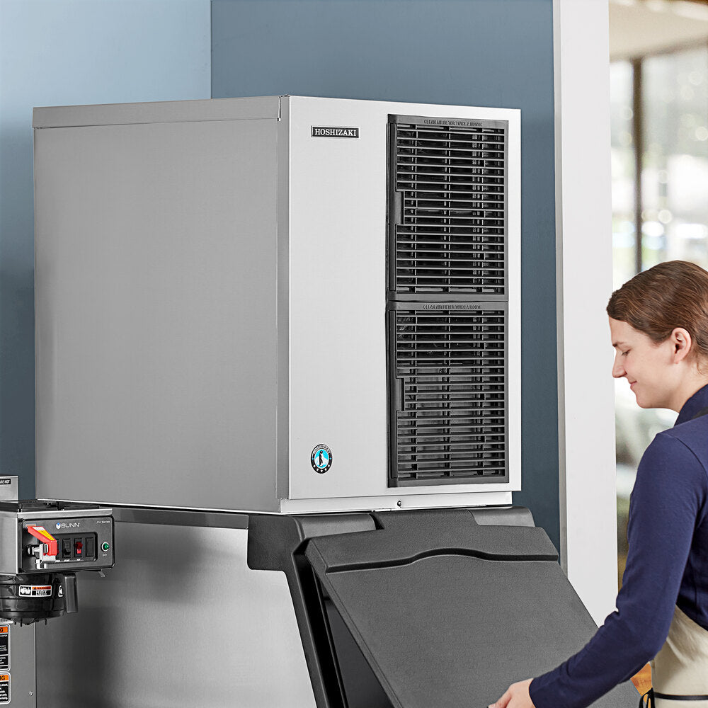 Hoshizaki KM-522MAK 548 Pounds Air Cooled Crescent Cube Ice Machine