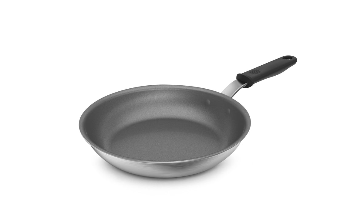 Vollrath 562207 Wear-Ever Fry Pan, 7" (17.8 cm), Aluminum, SteelCoat x3 Non-Stick, NSF Certified — Case of 6 pieces