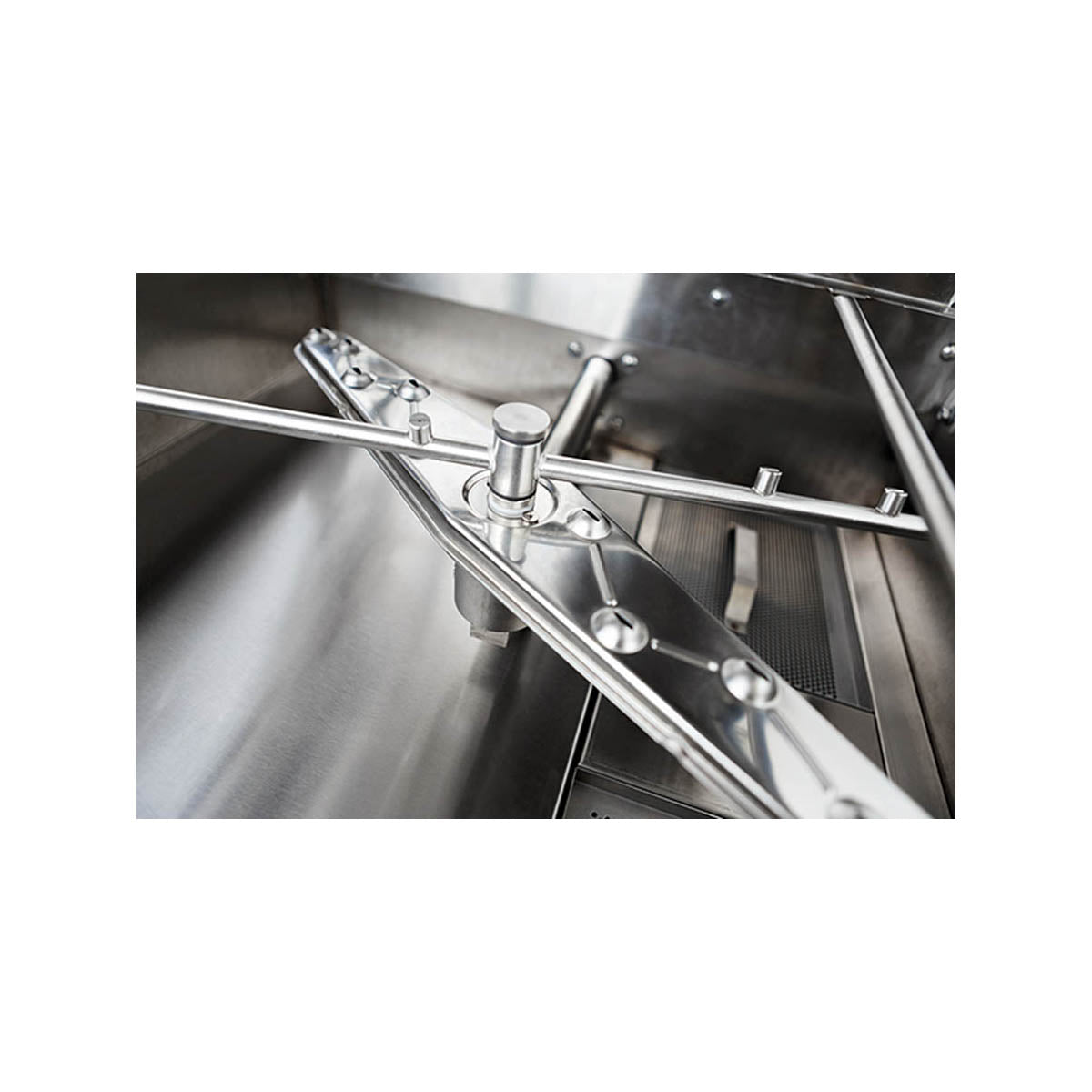 Champion DH-6000T wash chamber with rotating spray arm