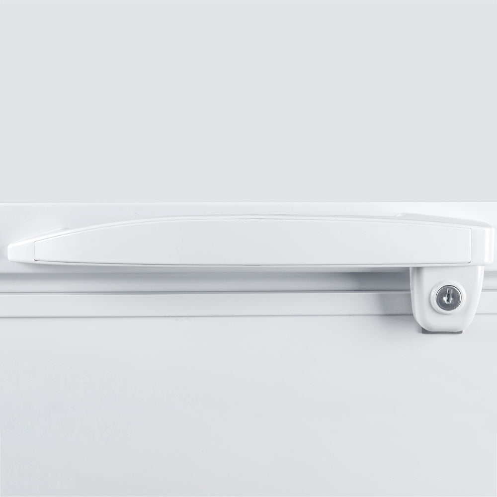 Coldline CF91 commercial chest freezer, lid edge and lock, close-up