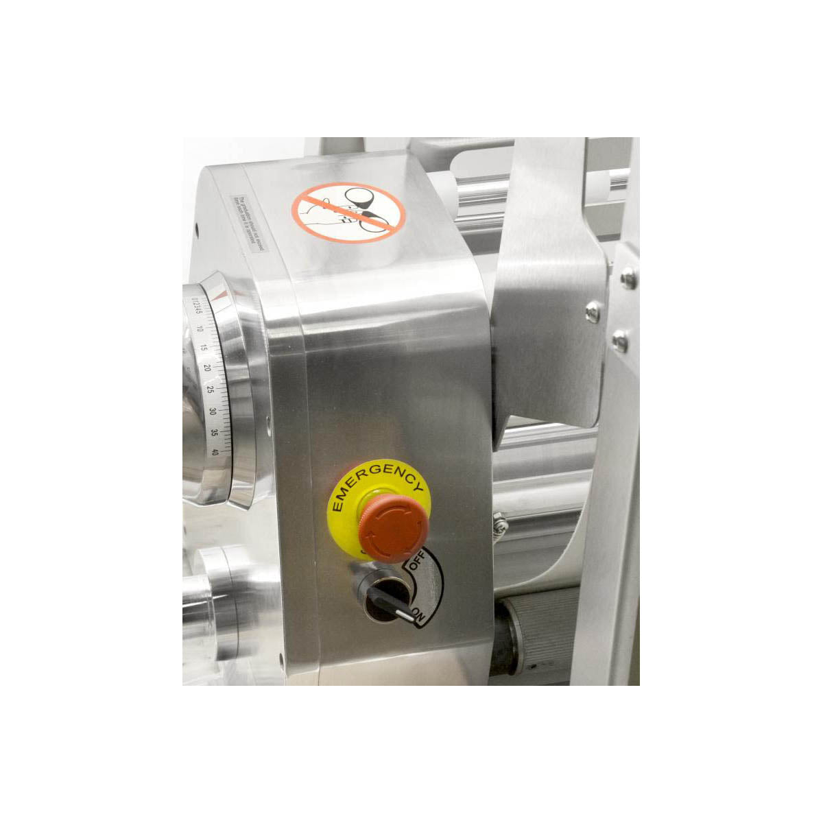 Omcan 44135 Floor Model Reversible Dough Sheeter, 20-1/2" Rollers with Foldable Tables, 3/4 Hp | stainless steel