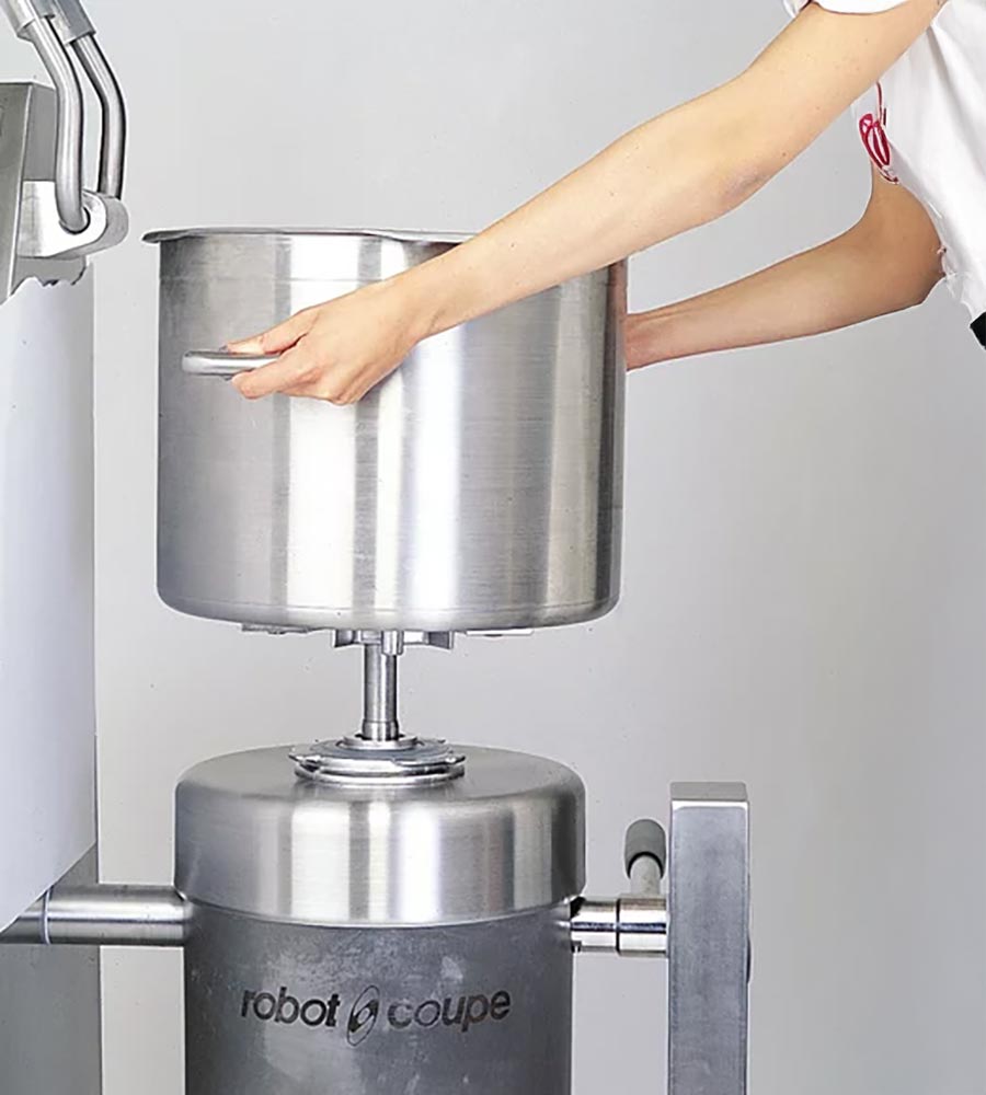 Robot Coupe R45T Vertical Cutter Mixer, (3) Blades, 45L Bowl, 13 1/2 hp, 2-Speed