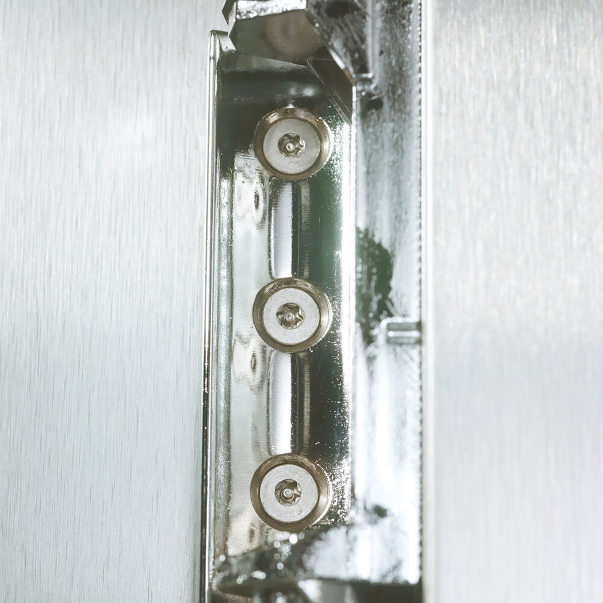 Traulsen RL132N-COR01 1-Section Left-Hinged Reach-In Freezer