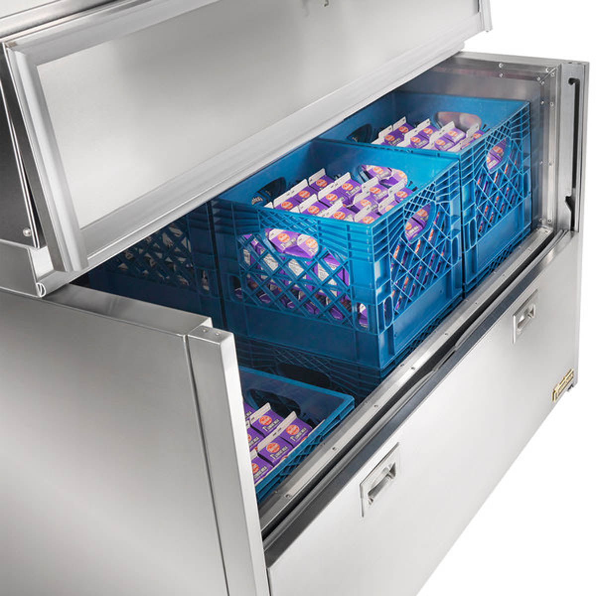 Traulsen RMC49S4 Single-Access 49-Inch Milk Cooler