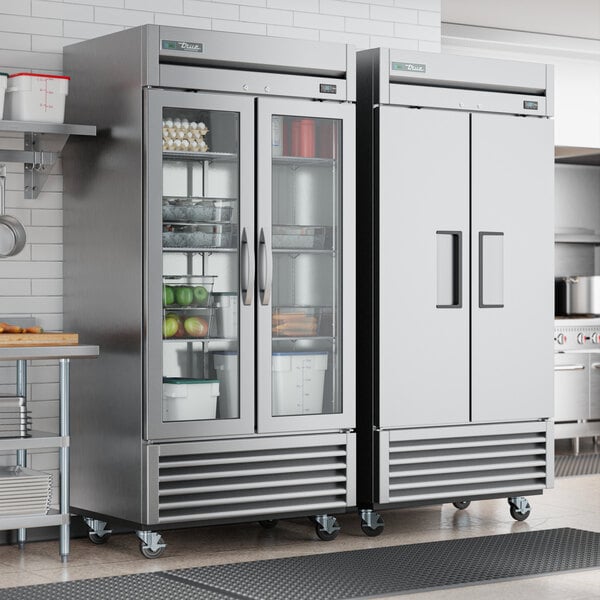 True T-35G-HC~FGD01 2 Doors Commercial Refrigerator
