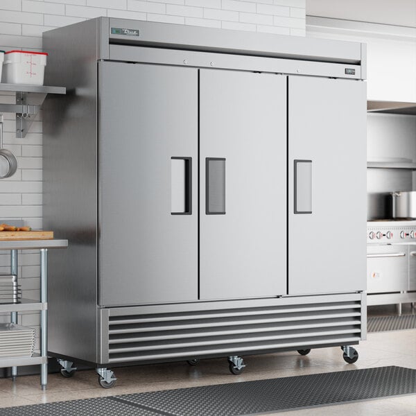 True TS-72-HC 2 Doors Commercial Refrigerator