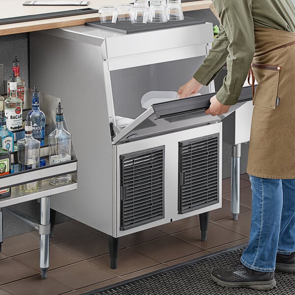 Hoshizaki F-330BAK-C 24" Air-Cooled Undercounter Cubelet Ice Machine with 80 lb. Storage - 300 lb., 115V
