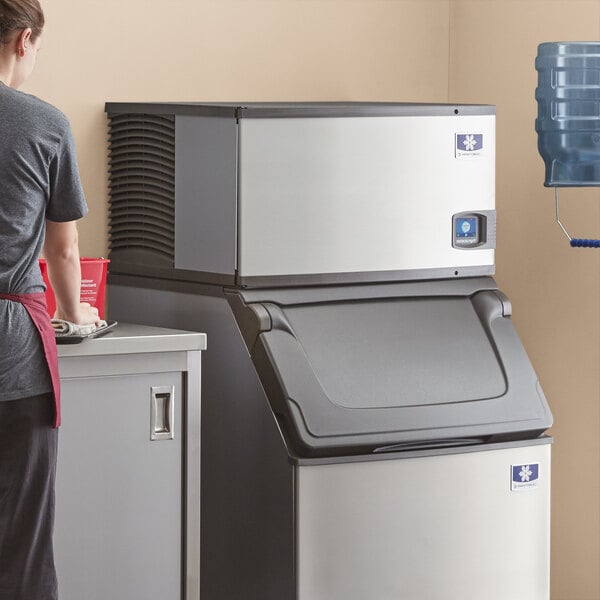 Manitowoc Ice IYP0300A-161 325 Pounds Air Cooled Half Cube Ice Machine