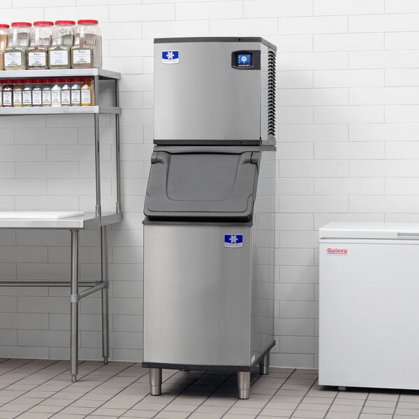 Manitowoc Ice IYP0620A-161 537 lb. Air-Cooled Half Cube Ice Machine