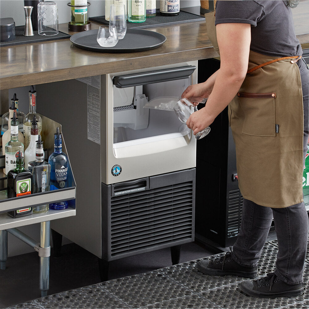 Hoshizaki KM/81BAK/17/3/4 38 lb. Air-Cooled Crescent Cube Ice Machine