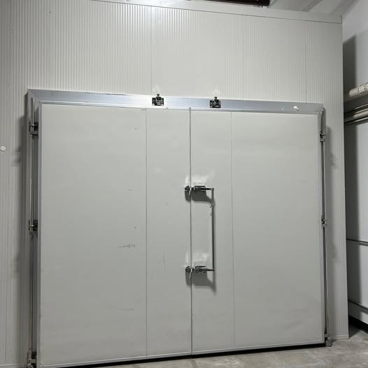 Cold Refrigerated Warehouse - Custom Quote