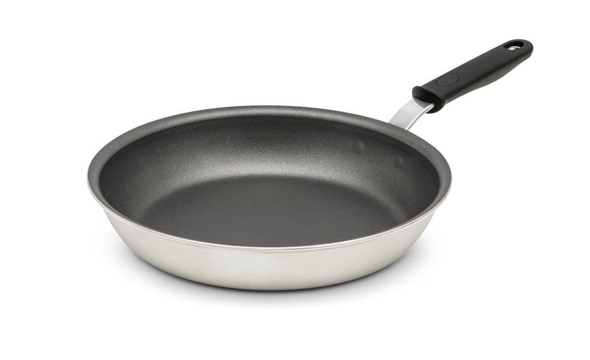 Vollrath 562407 Wear-Ever Fry Pan, 7" (17.8 cm), Aluminum, CeramiGuard II Non-Stick Coating — Case of 6 pieces