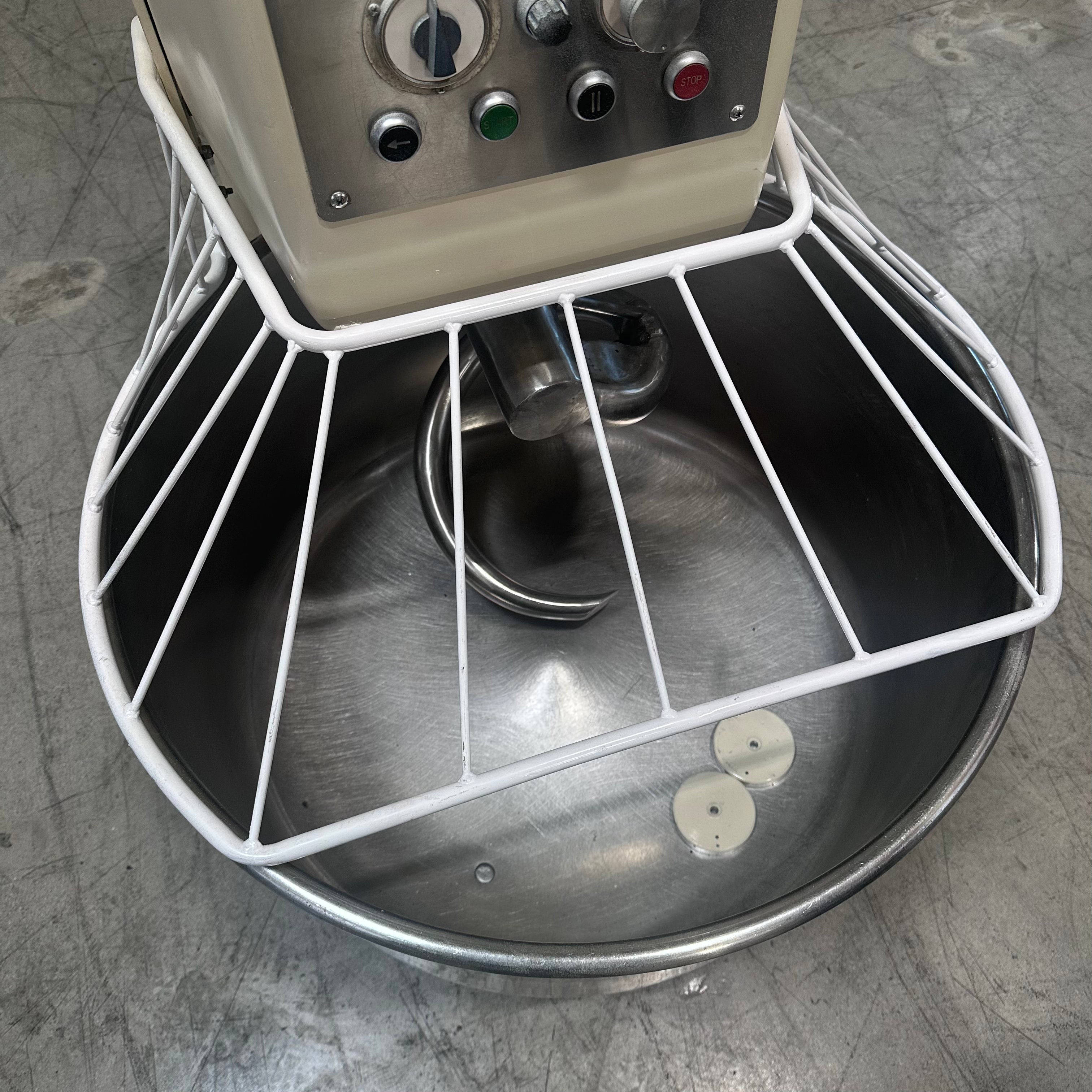 Rondo Spiral Dough Mixer Model SR 120 E
