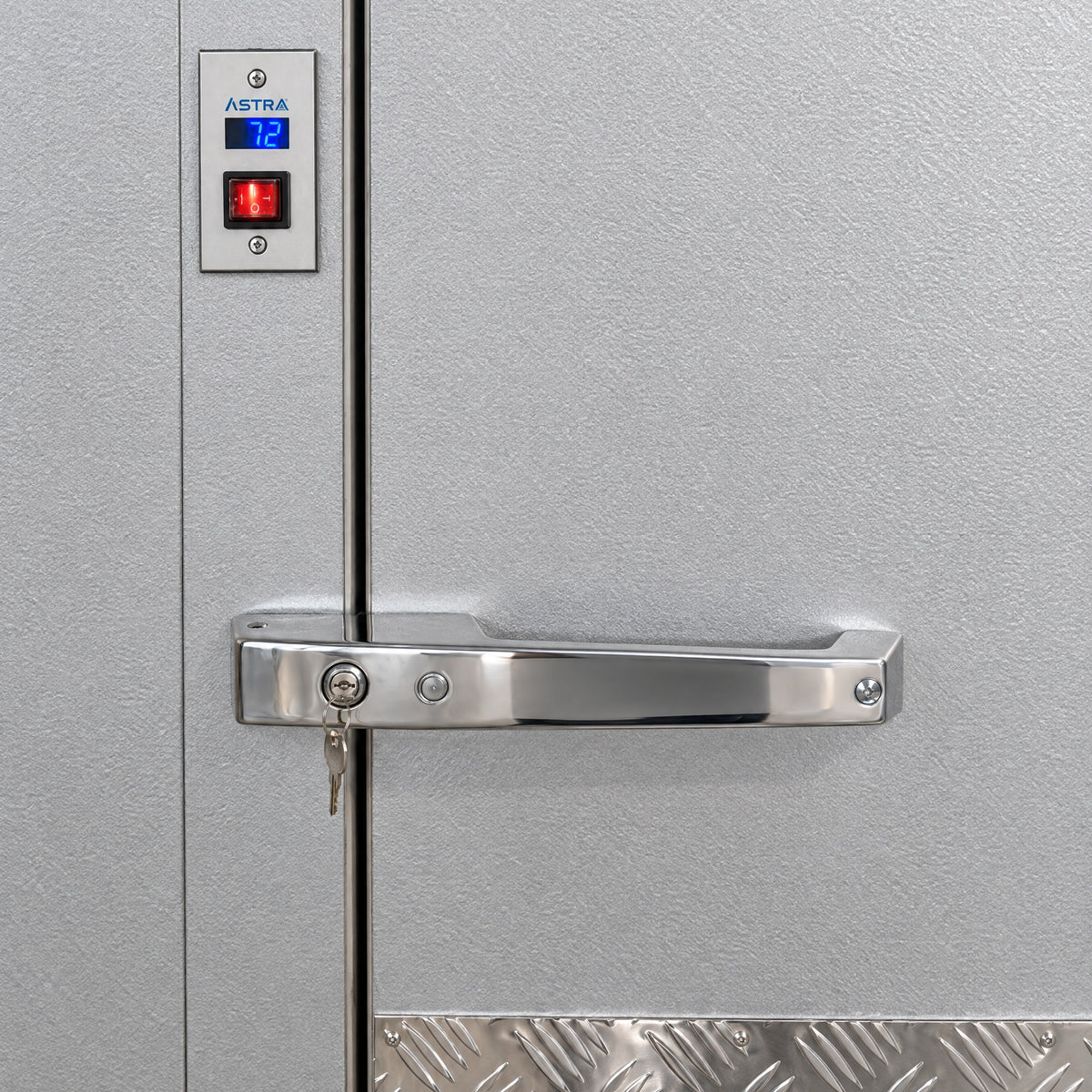 Astra Premium walk-in, keyed locking door handle and digital temperature display with light switch