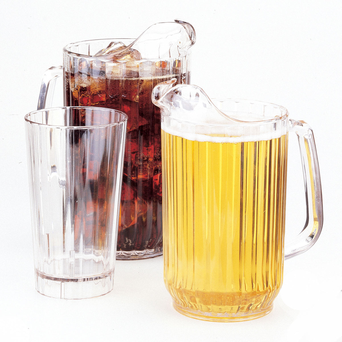 Cambro P480CW135 Plastic Pitcher - 47 oz Clear Poly, 6-1/4" Dia x 7-7/8" H, Thumb-Grip, NSF Safe — Case of 6 pieces