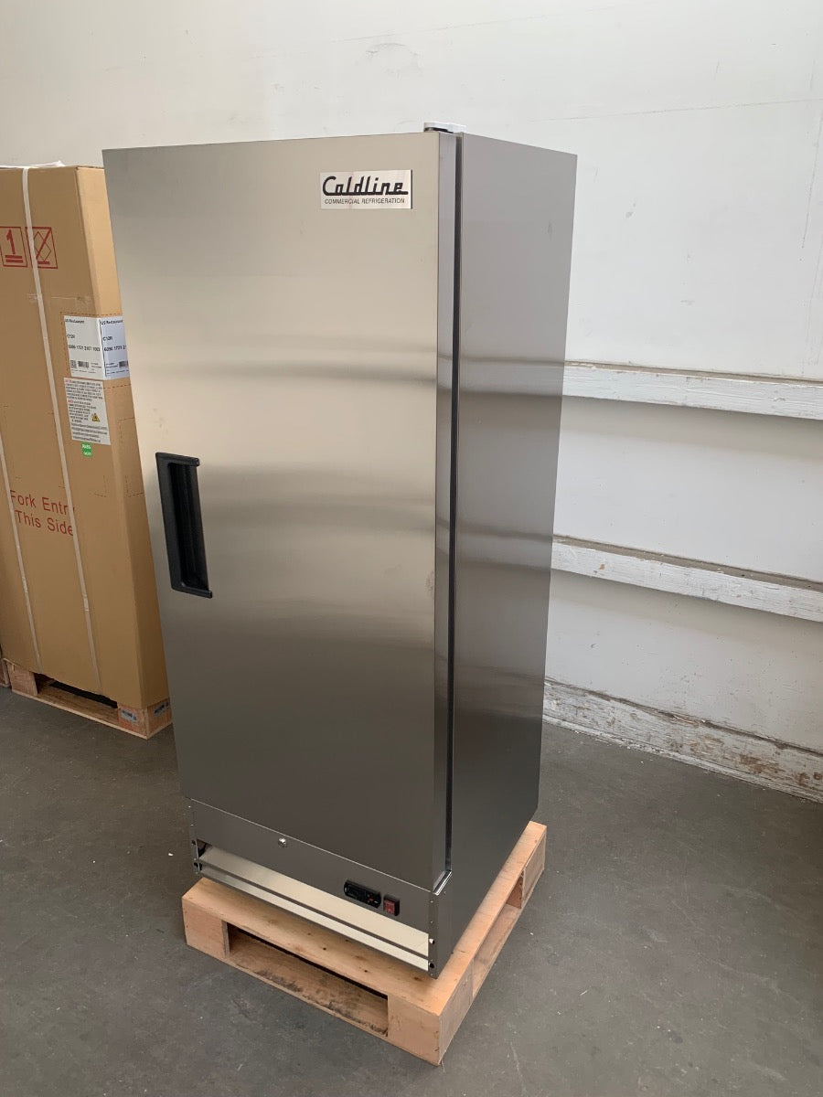 Coldline C12R 25" Solid Door Commercial Reach-In Refrigerator-11 Cu. Ft.