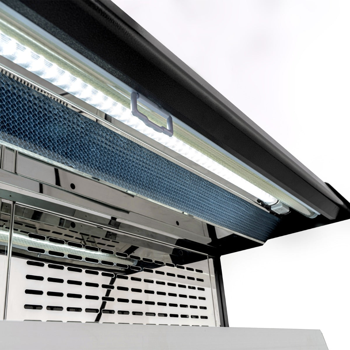 Marchia MDS1500-B 60" open air grab and go merchandiser, LED light under a shelf, close-up