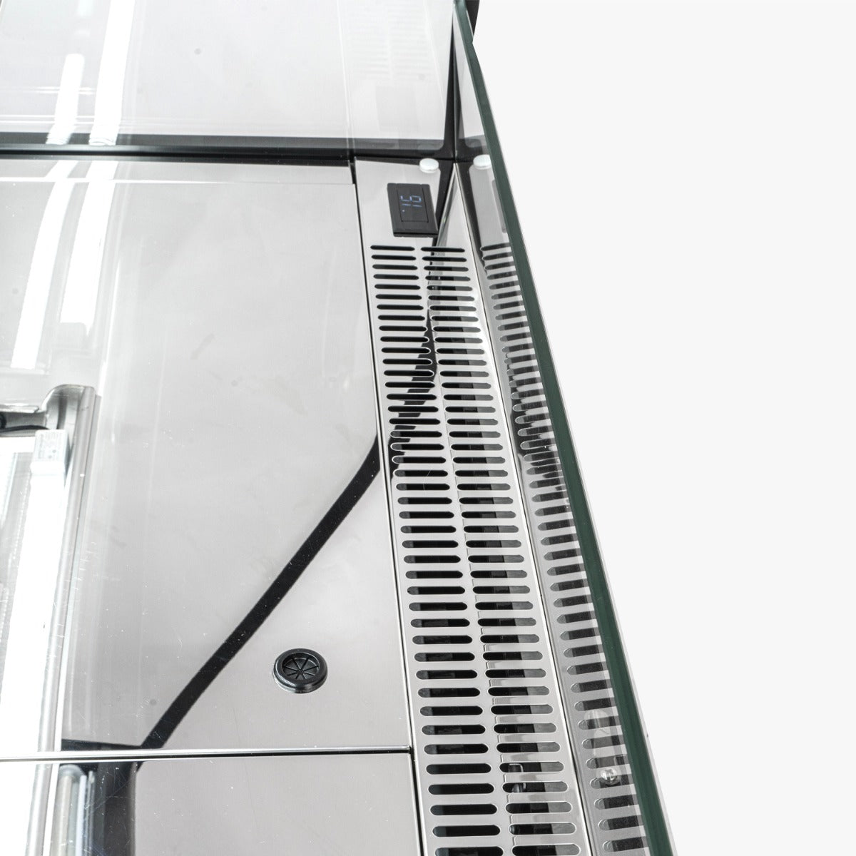 Marchia MDS1500-B 60" open air grab and go merchandiser, shelf edge and air grille, close-up