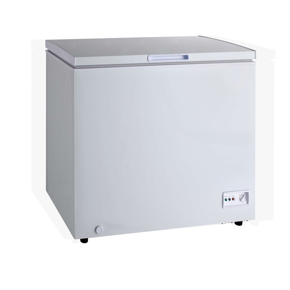 Omcan 46502 39" Solid Chest Freezer, 6.7 cu. ft.