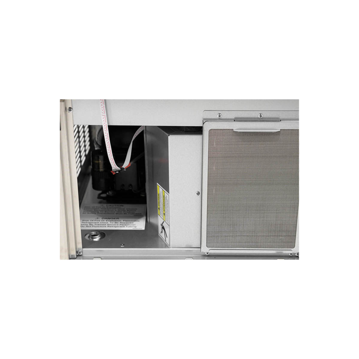 Omcan 47483 23" Air Cooled Full Cube 120 lb Undercounter Ice Machine with 40 lb Bin