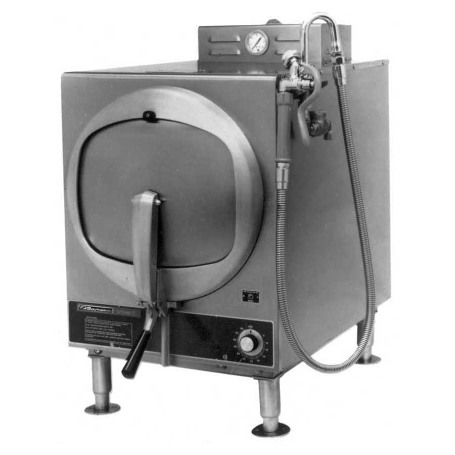 Southbend SB-ST-E-SB Commercial Pressure Steamer — automatic controls