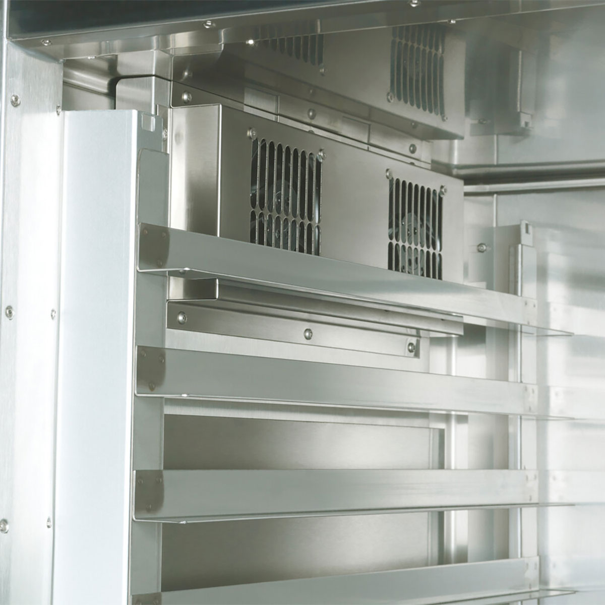 Traulsen RL132N-COR02 1-Section Right-Hinged Reach-In Freezer