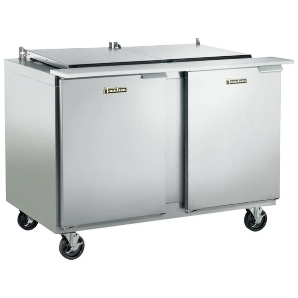 Traulsen UST4812-LR 48-Inch 12-Pan Door Sandwich and Salad Prep Refrigerator
